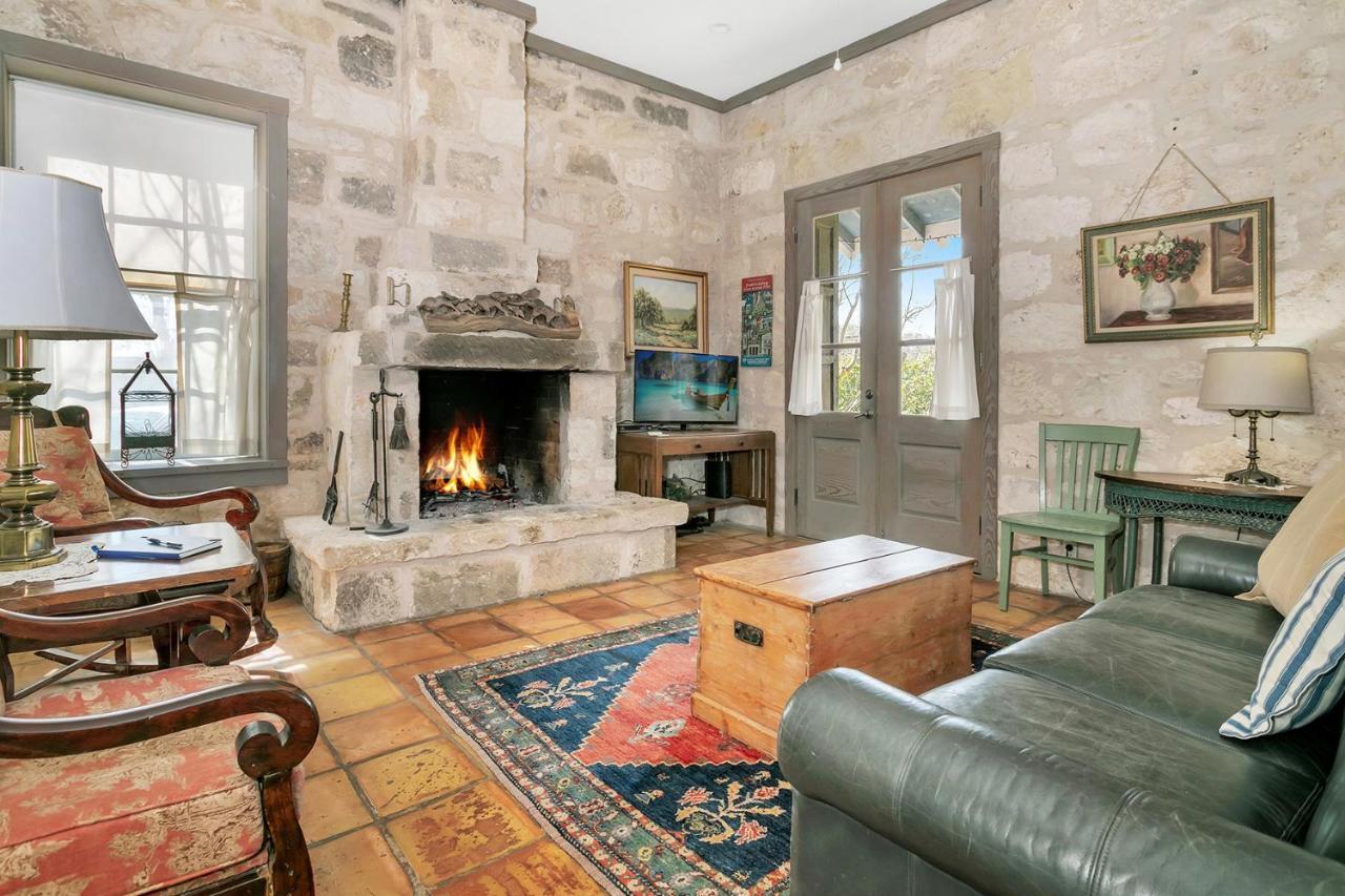 Adams Travis - 1B1Ba, Pet Friendly With Fee, Walk To Main Vila Fredericksburg Exterior foto
